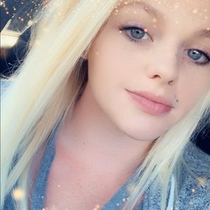 Meet your Posher, Lacie